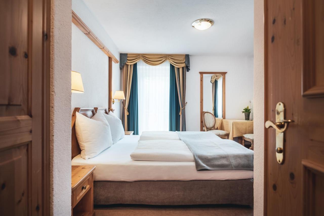 Hotel B&B Frohsinn Badia  Extérieur photo